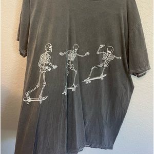 Urban Outfitters tshirt